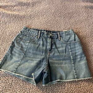 Old Navy Light Wash Distressed Denim Shorts